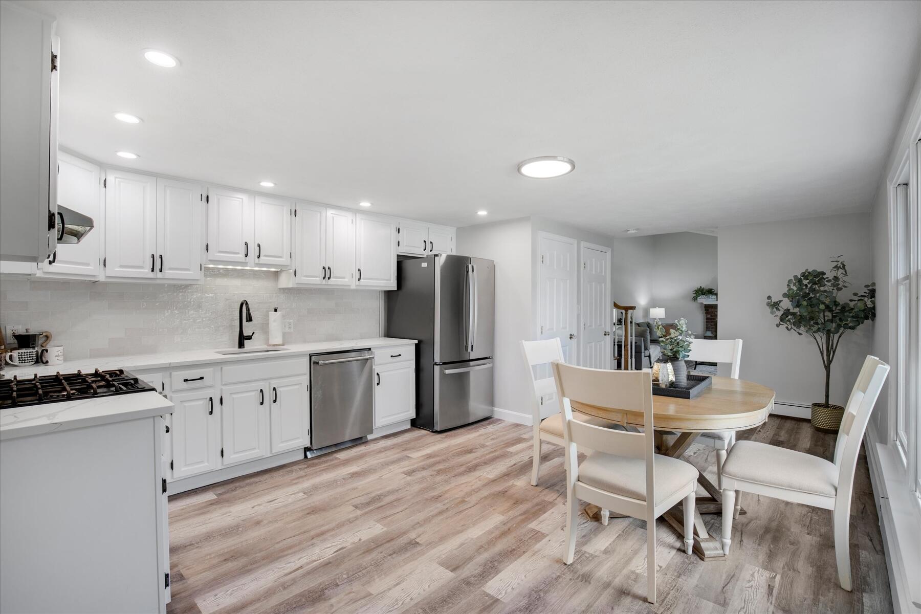 17 Trowbridge Path Yarmouth MA 02673