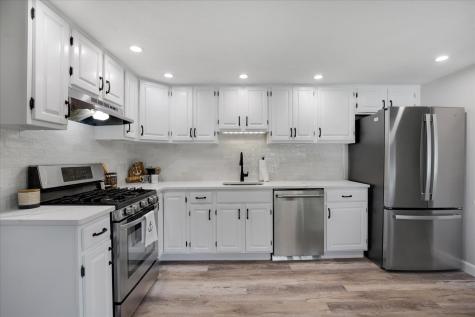 17 Trowbridge Path Yarmouth MA 02673