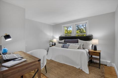 17 Trowbridge Path Yarmouth MA 02673