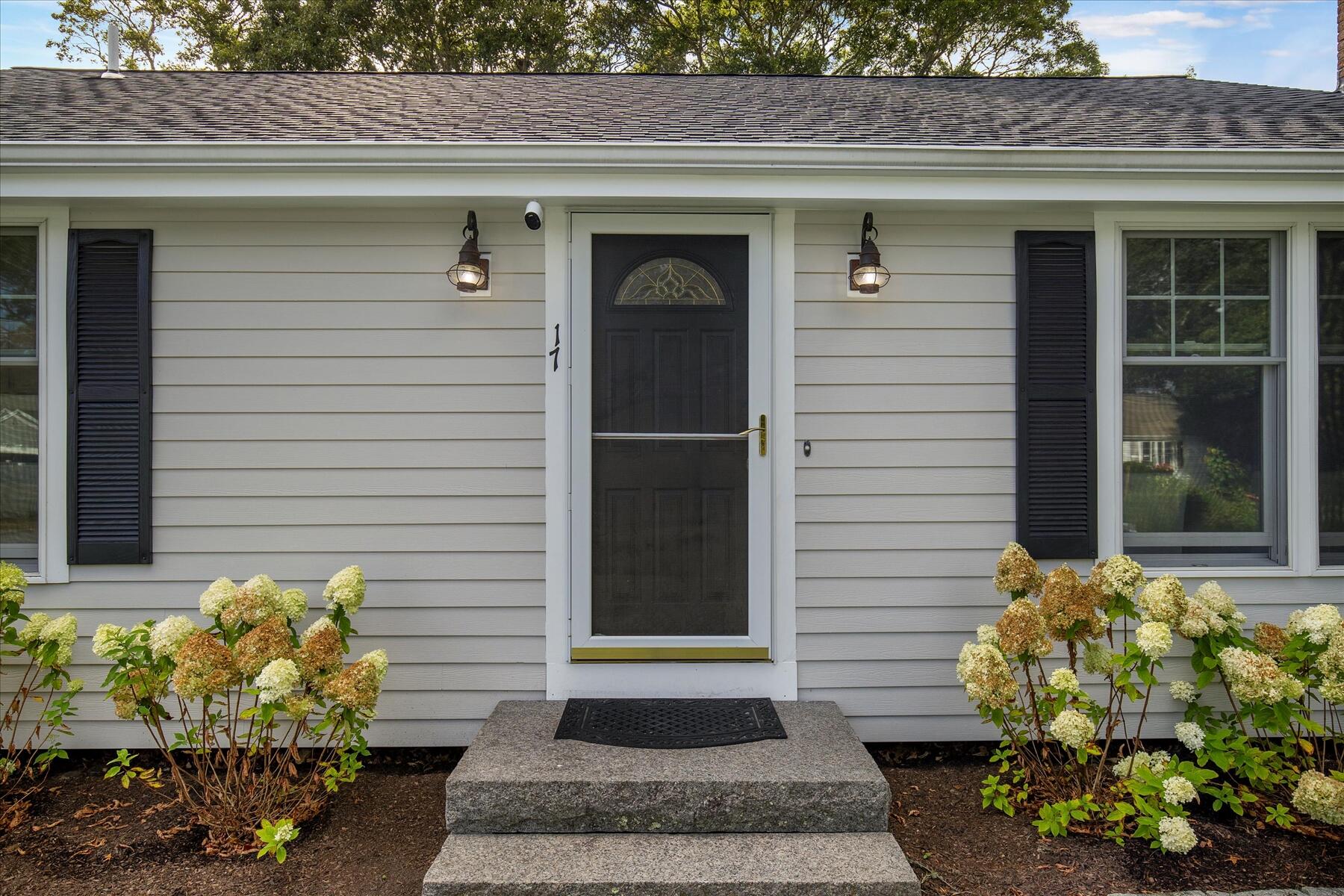 17 Trowbridge Path Yarmouth MA 02673