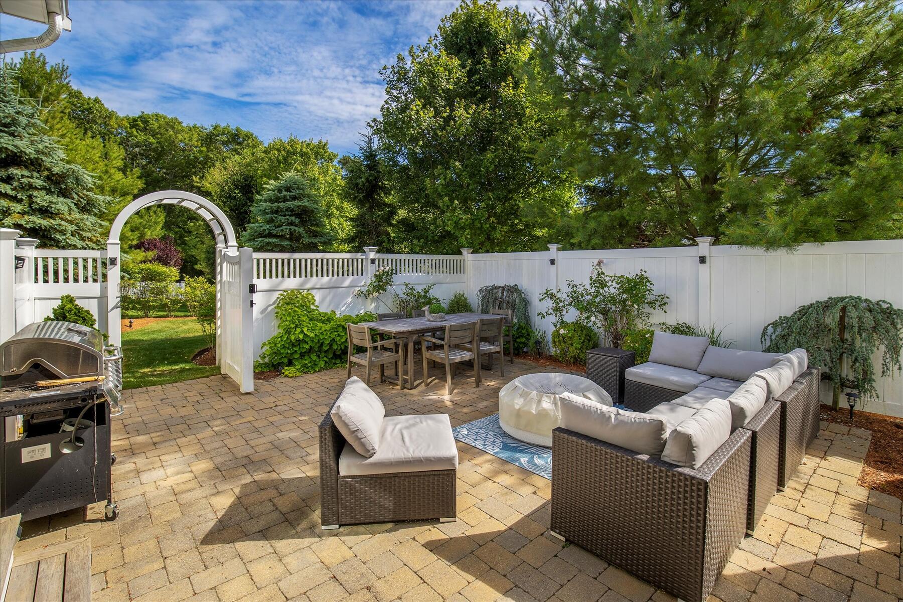 21 Saltwater Circle Mashpee MA 02649