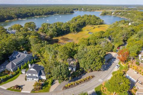 44 Summersea Road Mashpee MA 02649