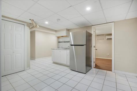 3 Muriel Lane Falmouth MA 02536