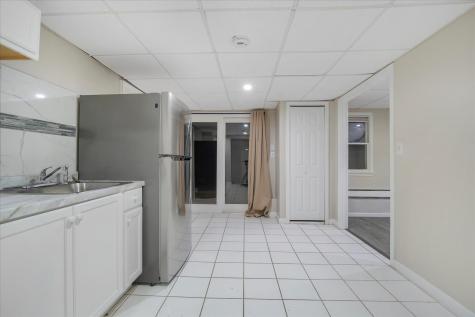 3 Muriel Lane Falmouth MA 02536