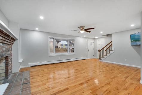 3 Muriel Lane Falmouth MA 02536