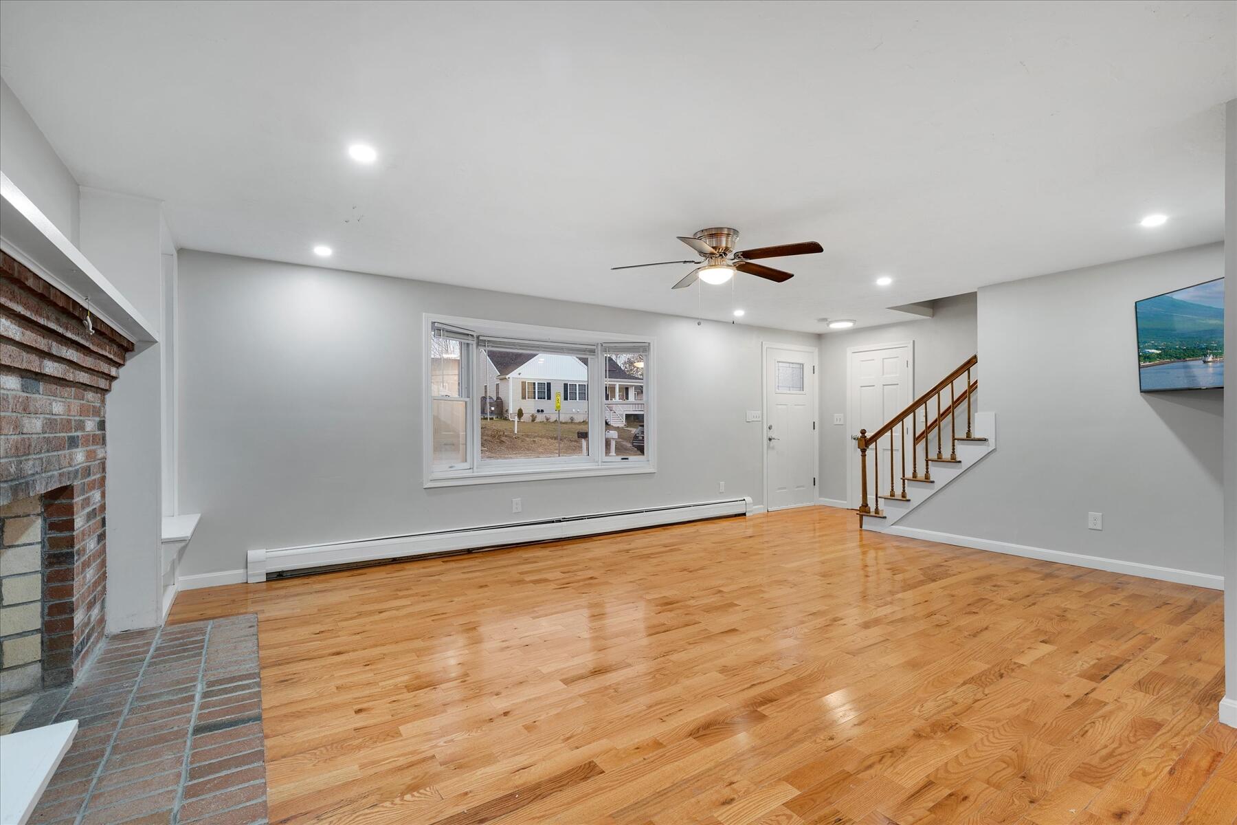 3 Muriel Lane Falmouth MA 02536