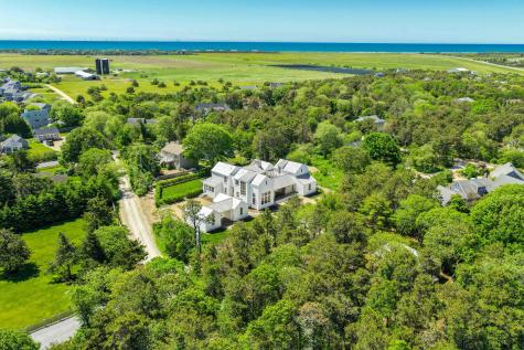 2 Lexington Avenue Edgartown MA 02539