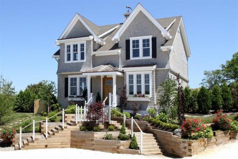 57 Harry Kemp Way MA 02657
