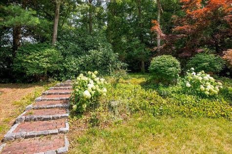 333 Harwich Road Brewster MA 02631