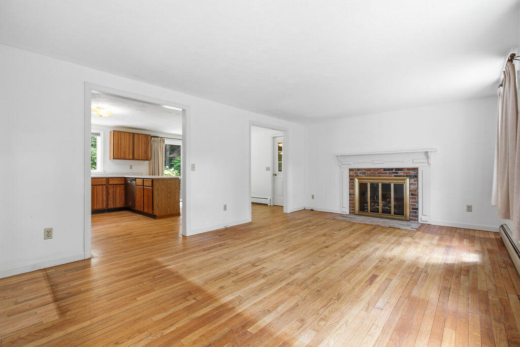 333 Harwich Road Brewster MA 02631