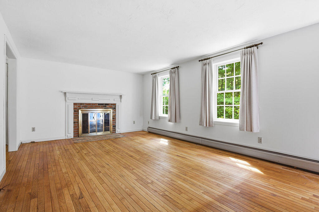 333 Harwich Road Brewster MA 02631