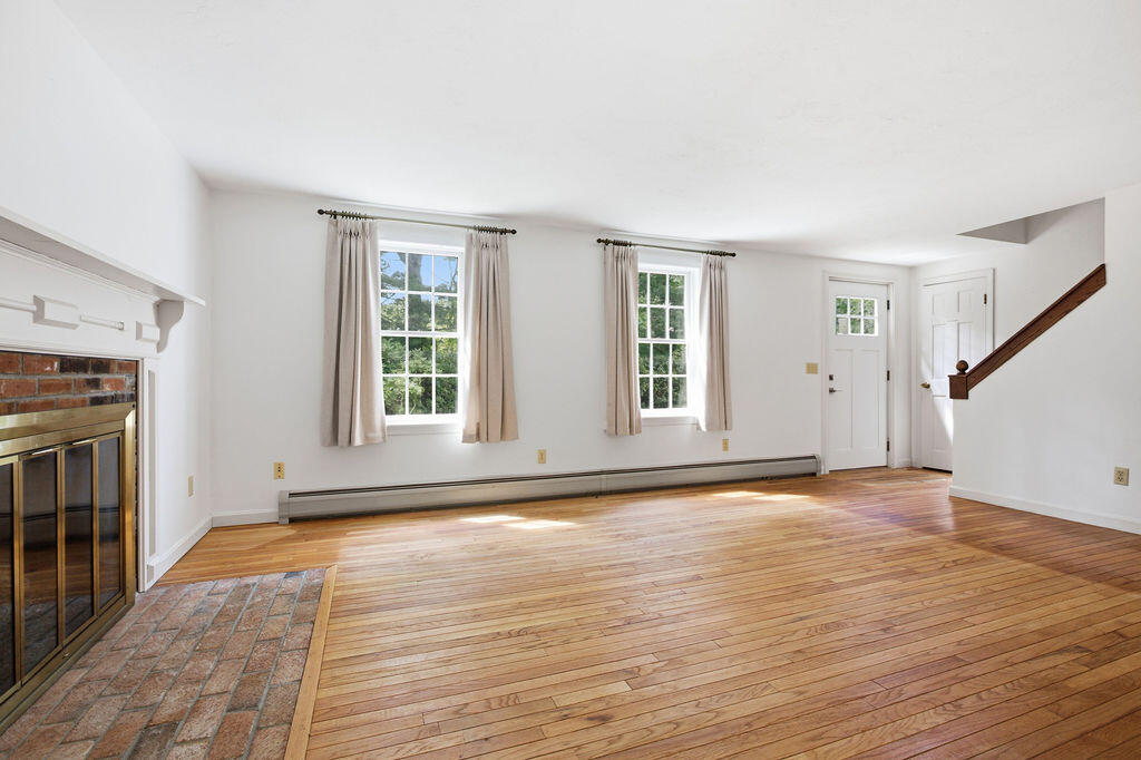 333 Harwich Road Brewster MA 02631