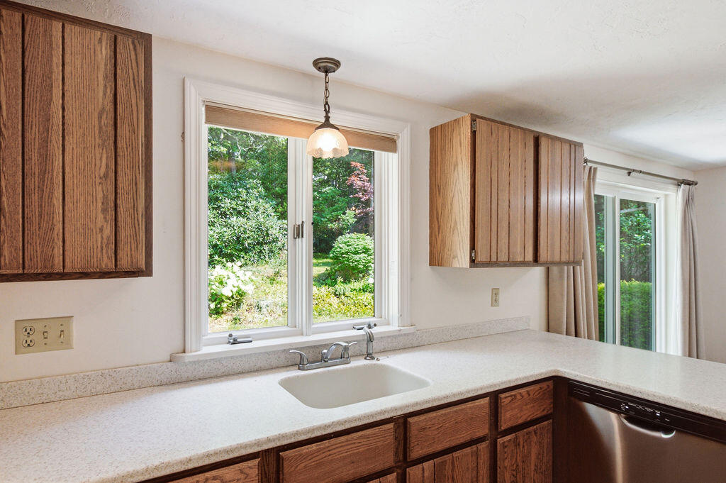 333 Harwich Road Brewster MA 02631