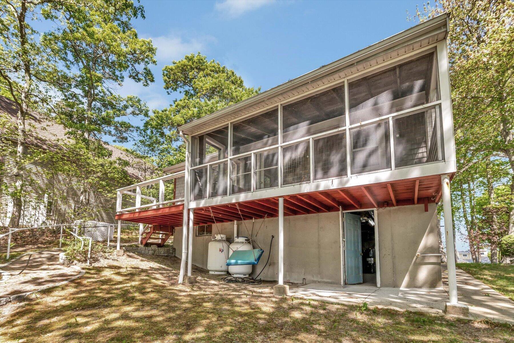 40 Lakeview Boulevard Plymouth MA 02360