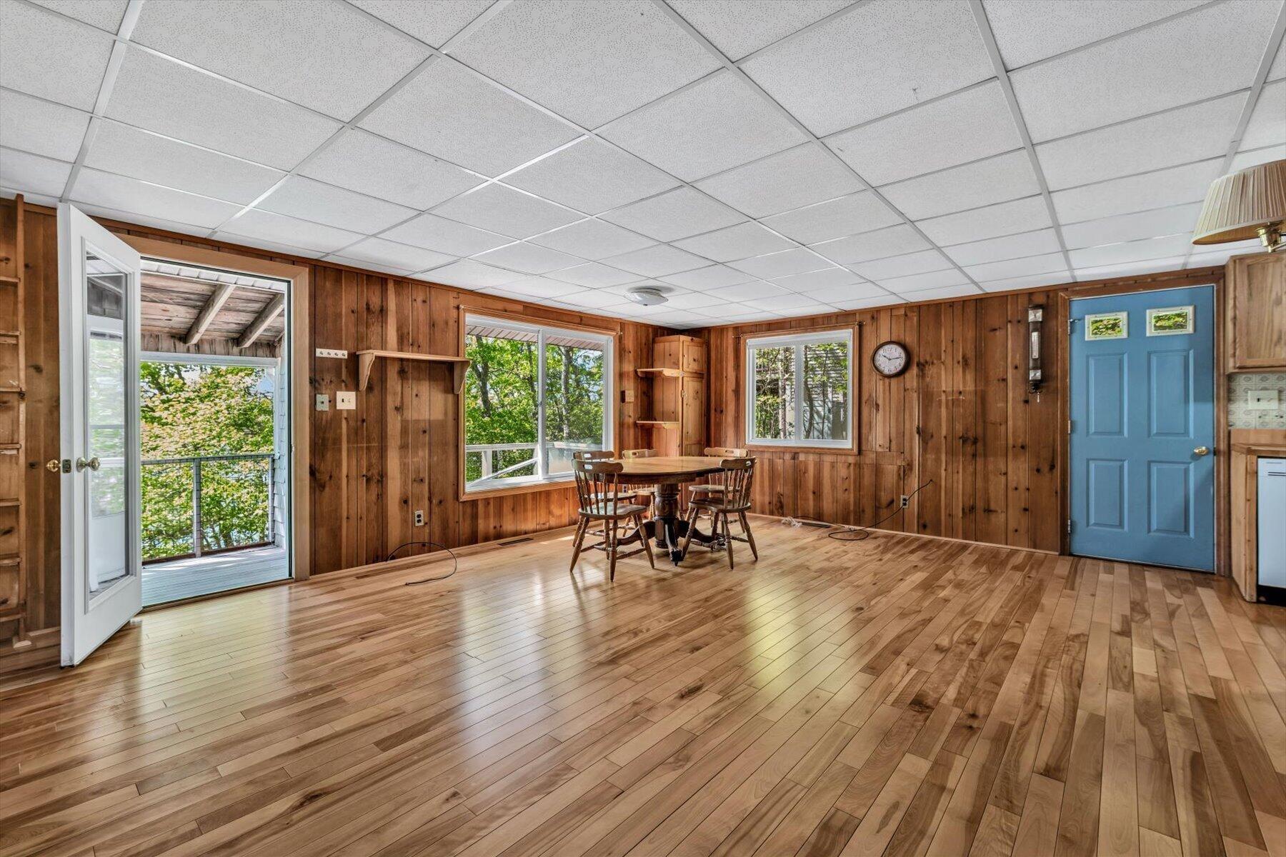 40 Lakeview Boulevard Plymouth MA 02360