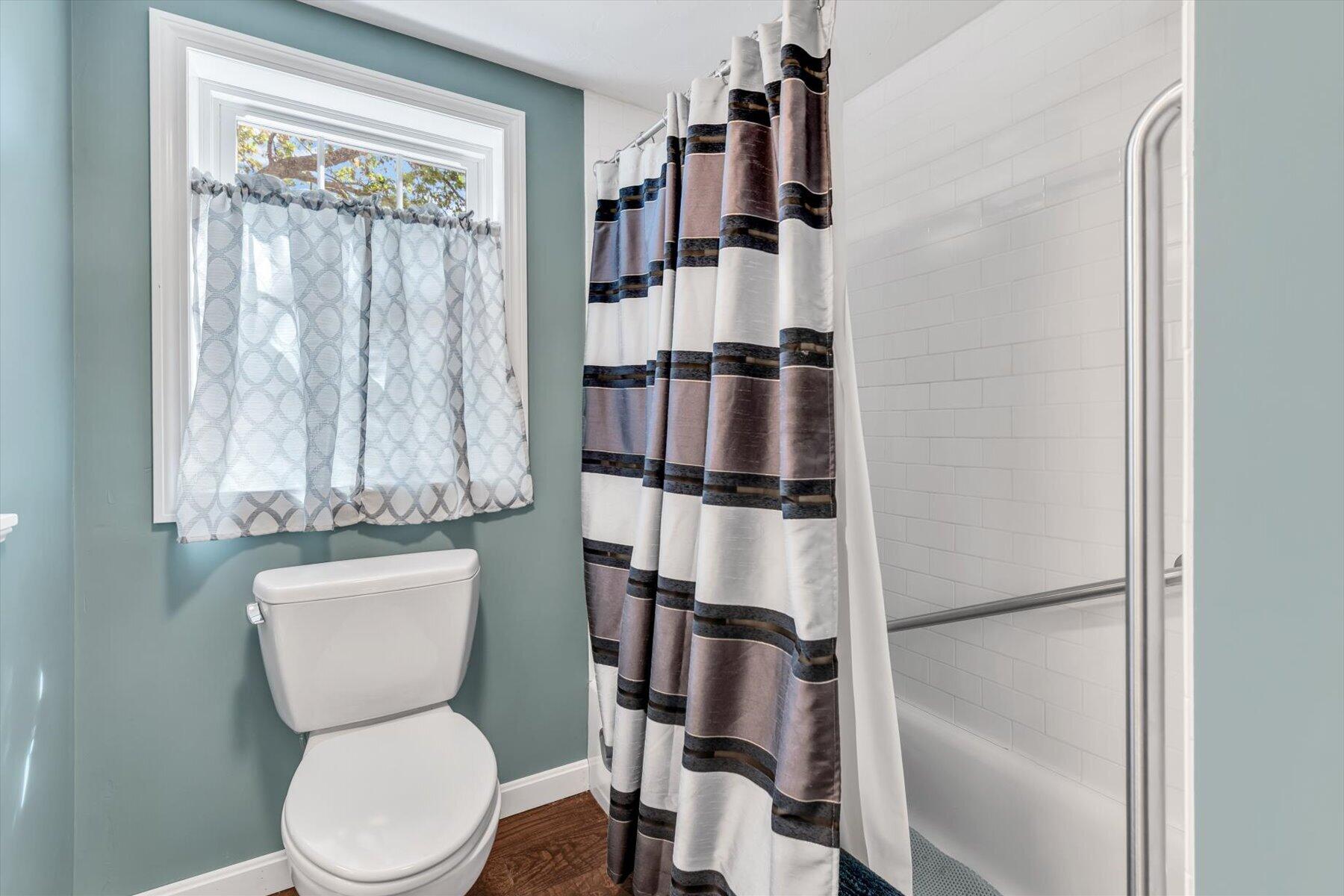 40 Lakeview Boulevard Plymouth MA 02360