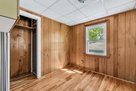 40 Lakeview Boulevard Plymouth MA 02360