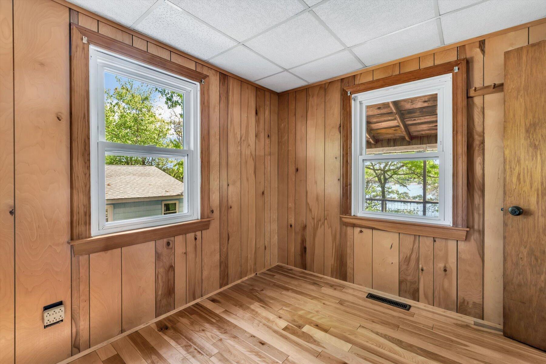 40 Lakeview Boulevard Plymouth MA 02360