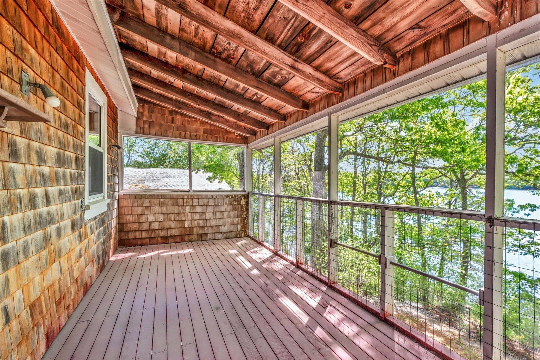 40 Lakeview Boulevard Plymouth MA 02360