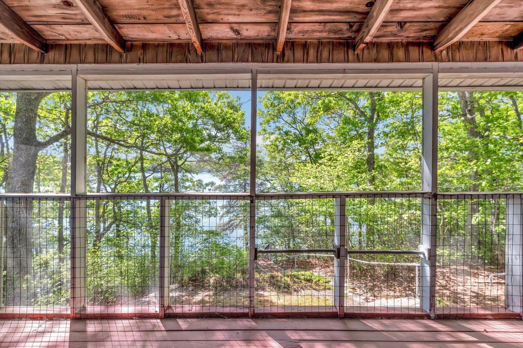 40 Lakeview Boulevard Plymouth MA 02360