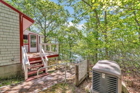40 Lakeview Boulevard Plymouth MA 02360