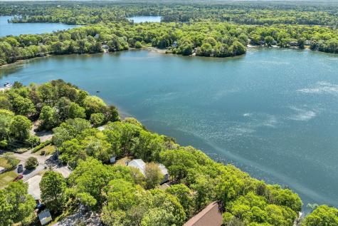 40 Lakeview Boulevard Plymouth MA 02360