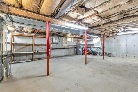 40 Lakeview Boulevard Plymouth MA 02360