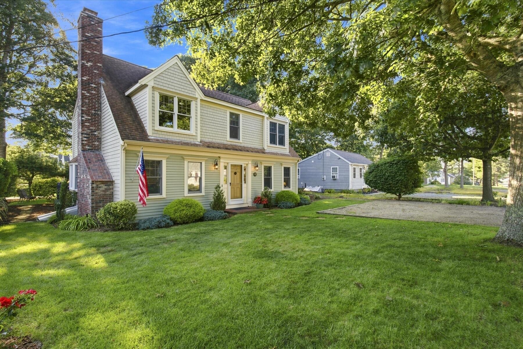 80 Earle Road West Harwich MA 02671