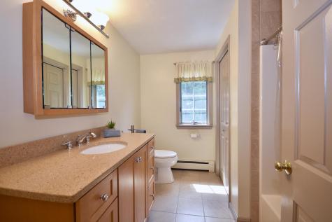 10 Tower Hill Drive MA 02563