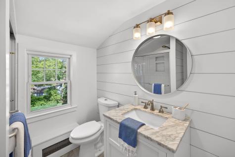 16 Maple Road Barnstable MA 02632