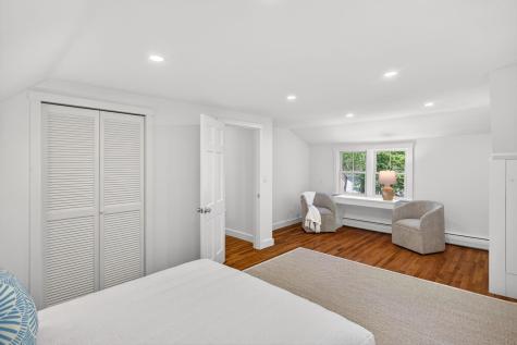 16 Maple Road Barnstable MA 02632