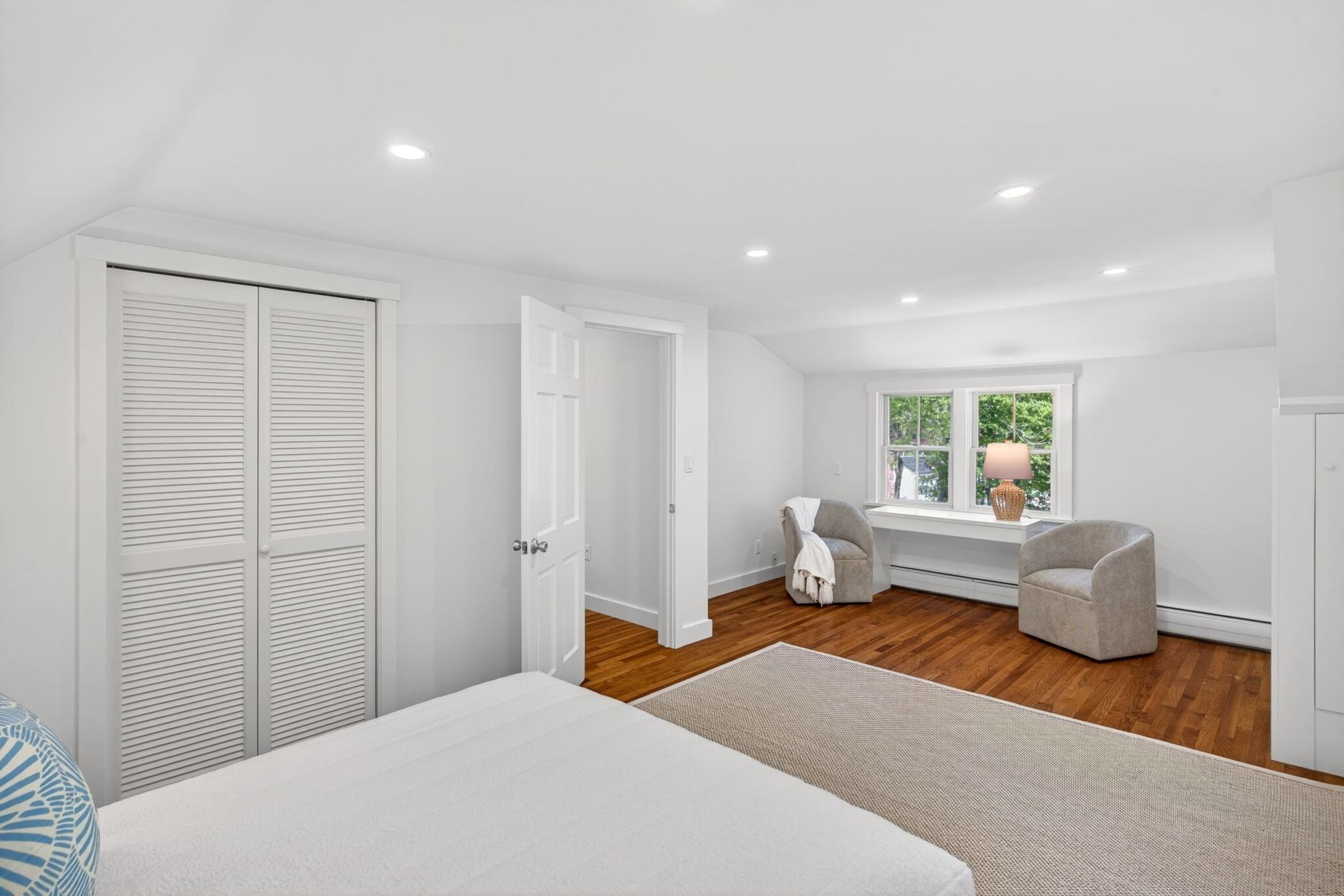 16 Maple Road Centerville MA 02632