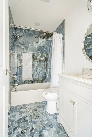 14 Marston Avenue Barnstable MA 02601