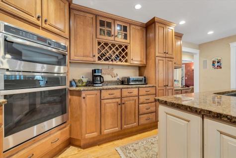 11 Manor Drive East Sandwich MA 02537
