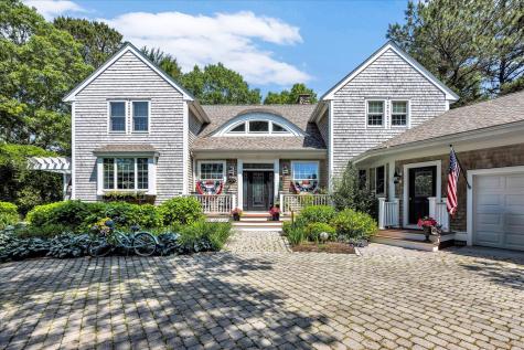 77 The Heights Mashpee MA 02649