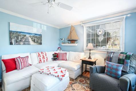 7 Bourne Avenue Sandwich MA 02563