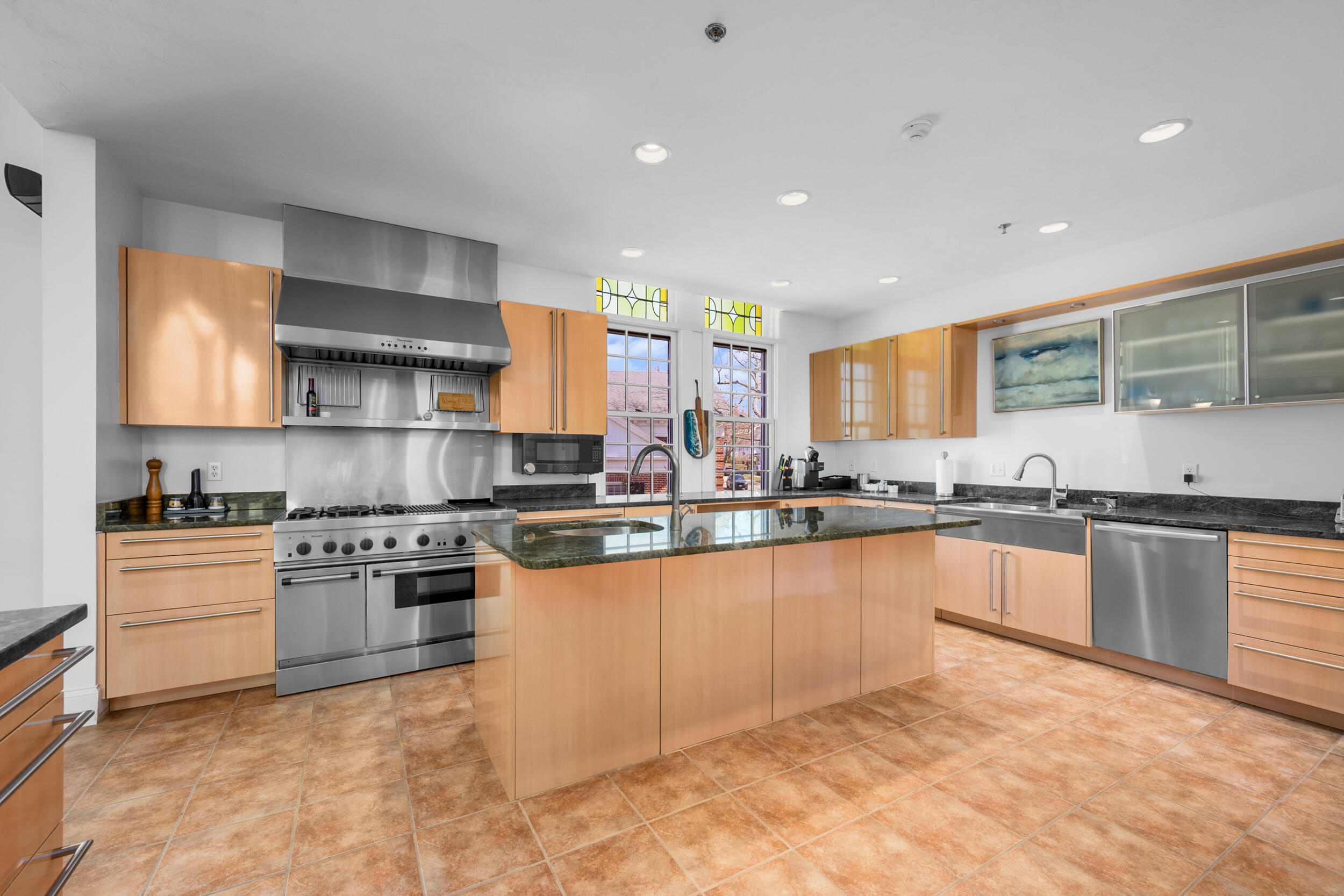 143 Main Street Sandwich MA 02563