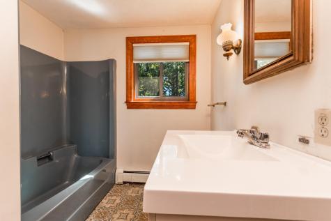 8 Laura Lane Buzzards Bay MA 02532