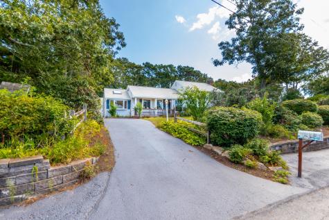 8 Laura Lane Buzzards Bay MA 02532