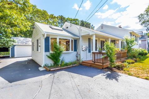 8 Laura Lane Buzzards Bay MA 02532