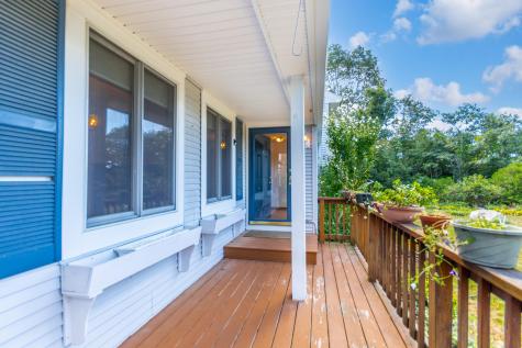 8 Laura Lane Buzzards Bay MA 02532