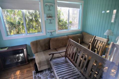 19 Seamans Lane Brewster MA 02631