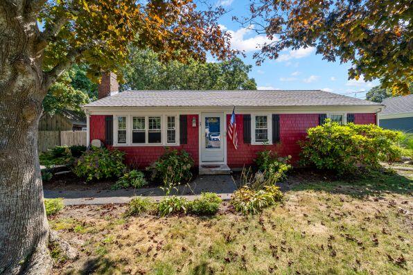 3 Saturn Lane Yarmouth MA 02664