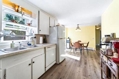 3 Saturn Lane Yarmouth MA 02664