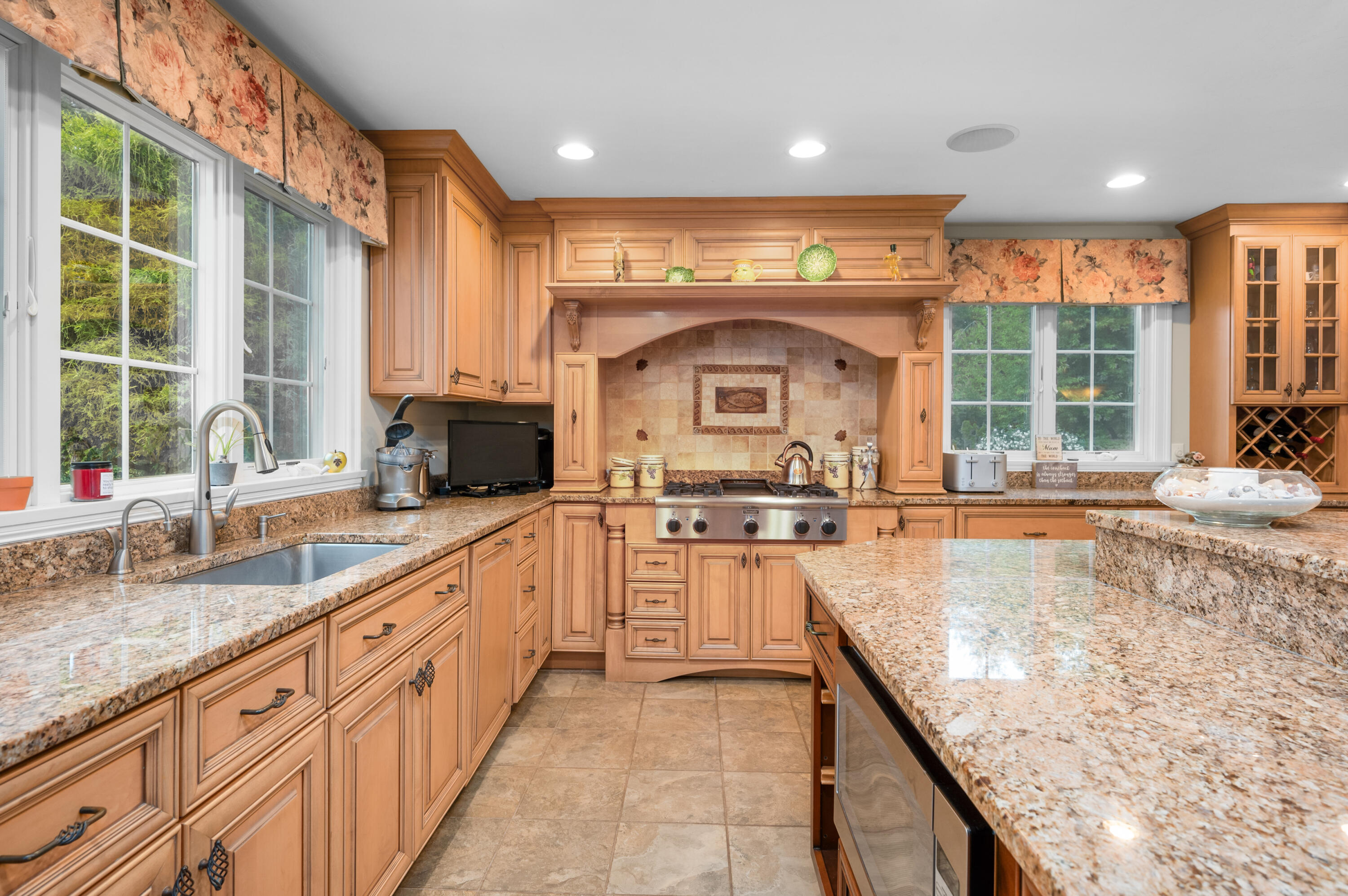 4 Cowslip Path Sandwich MA 02537