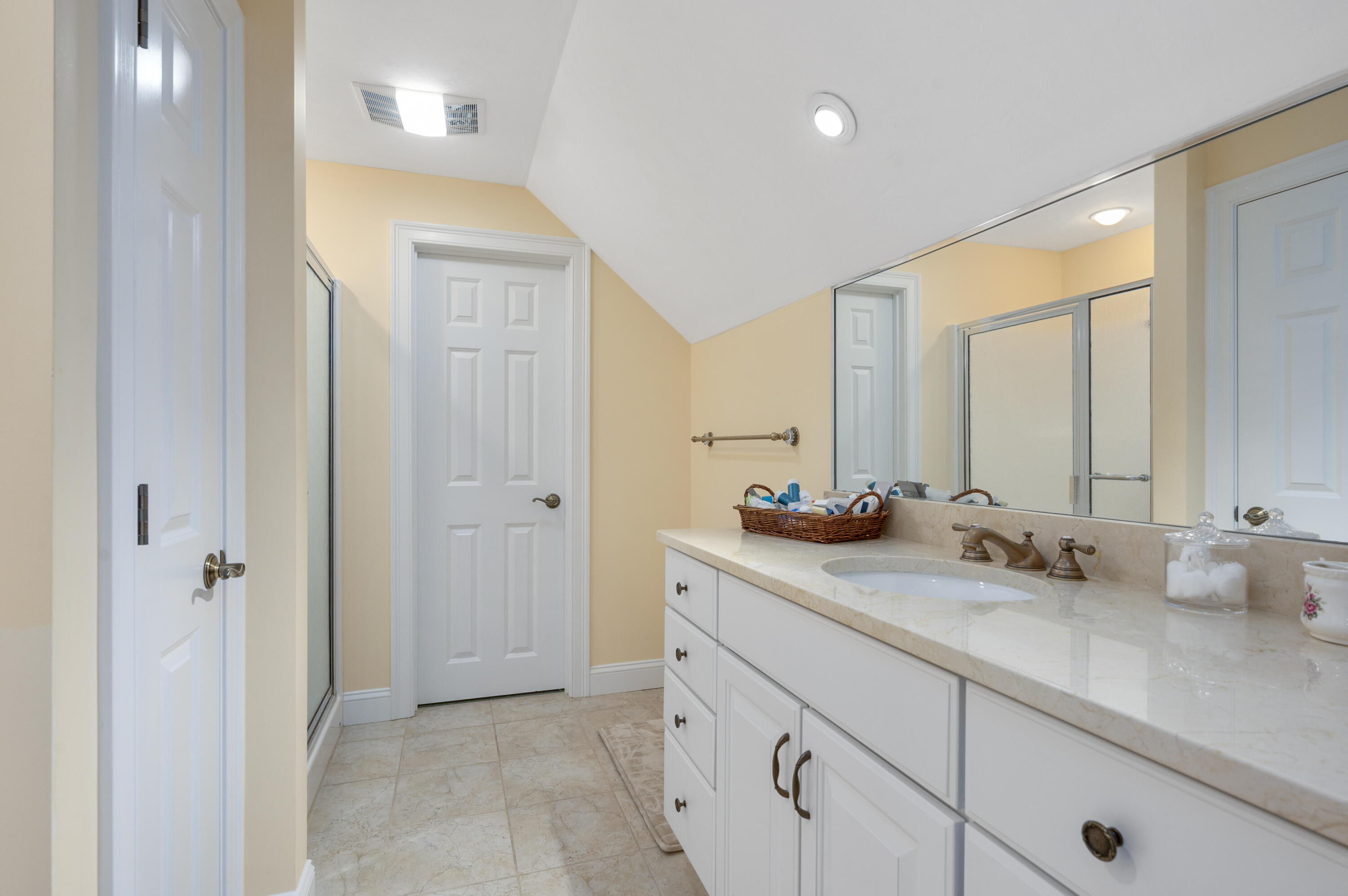 4 Cowslip Path Sandwich MA 02537