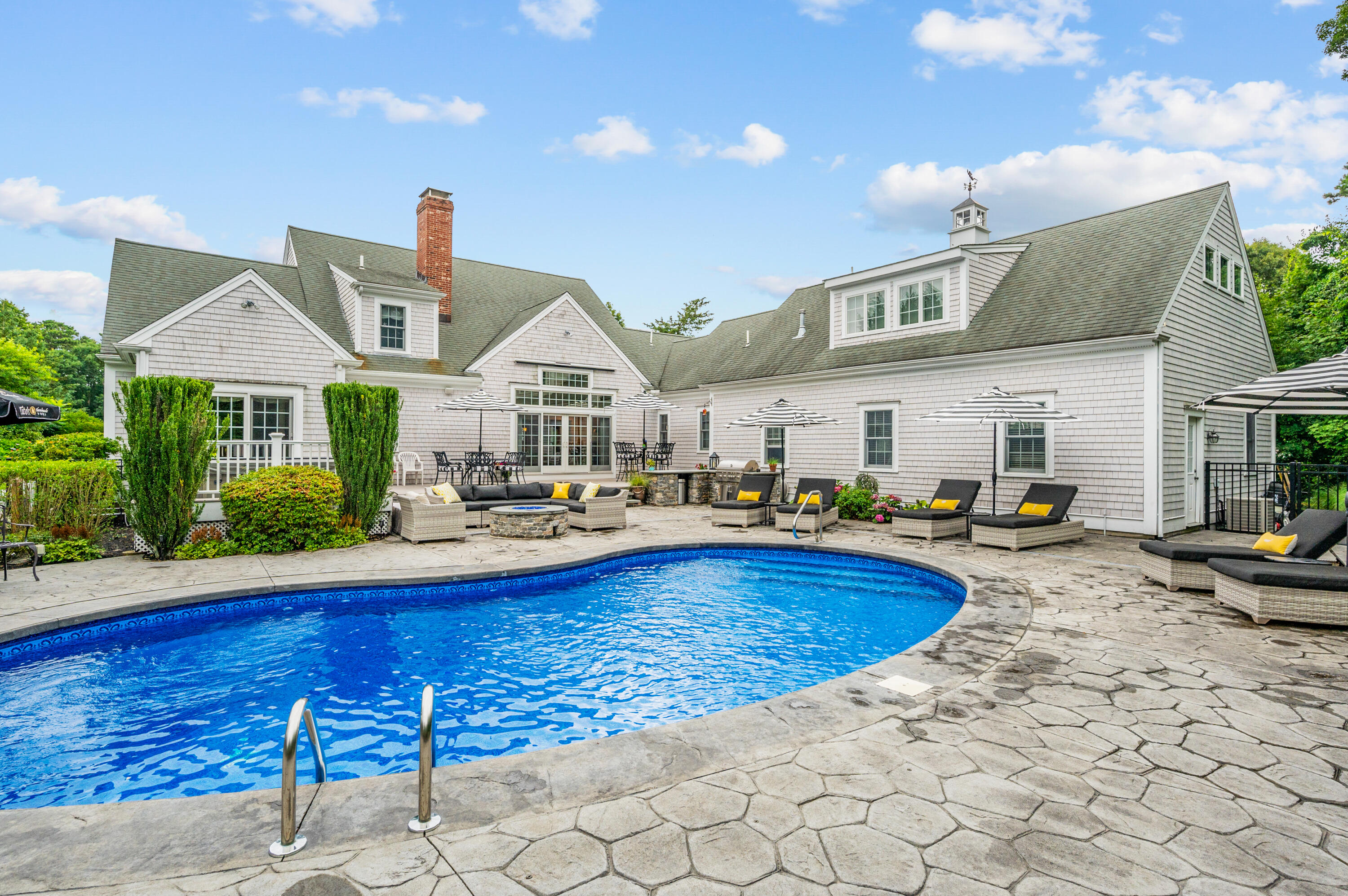 4 Cowslip Path Sandwich MA 02537