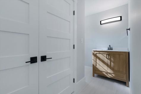 15 Square Rigger Lane Barnstable MA 02601