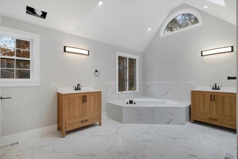 15 Square Rigger Lane Barnstable MA 02601