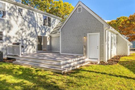 15 Square Rigger Lane Barnstable MA 02601